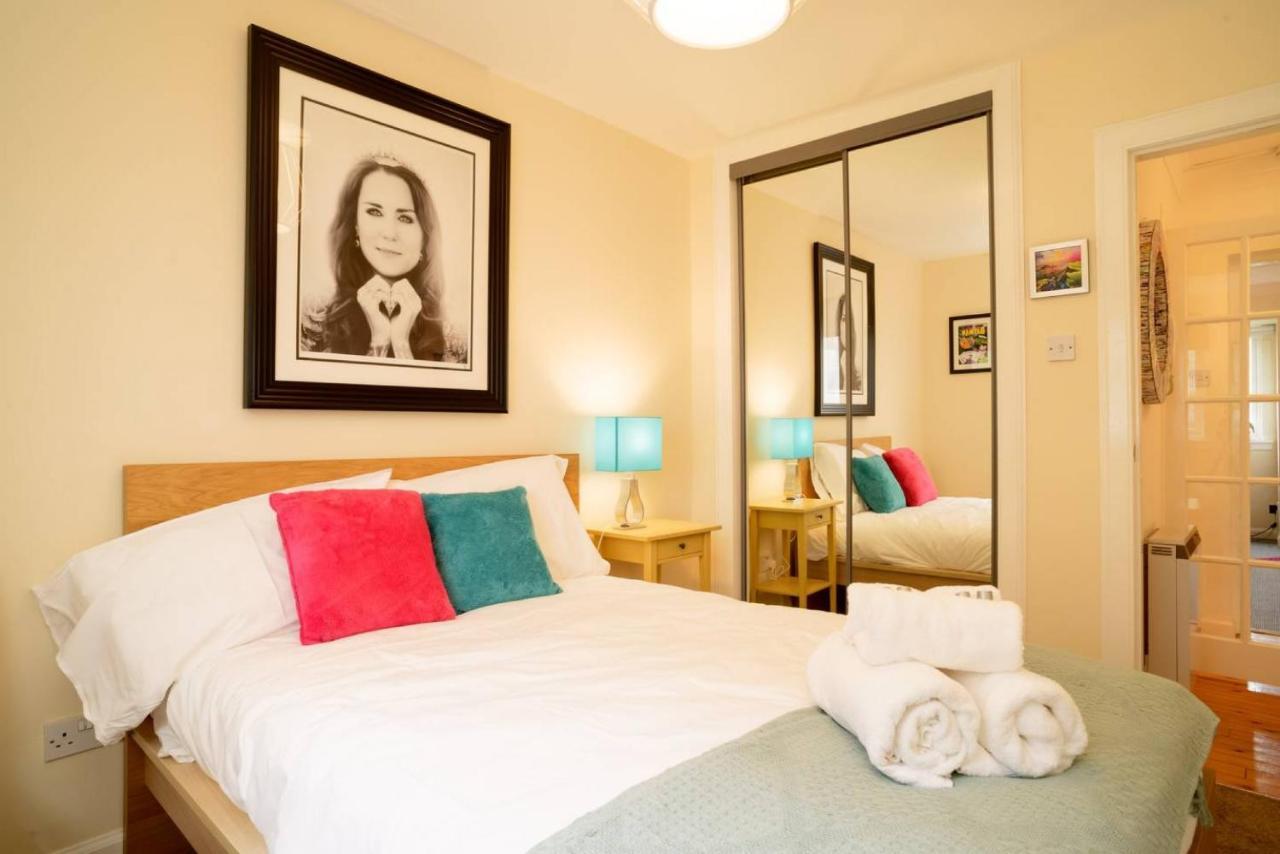 Altido Lovely Apartment For 4 With Free Parking Edimburgo Exterior foto
